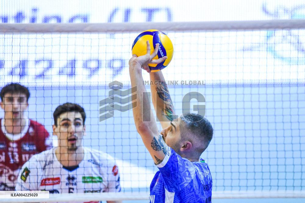 VOLLEY - Superlega Serie A - Playoff Scudetto - Cisterna Volley vs Itas Trentino 1-3  (25-17, 20-25, 14-25, 25-27)