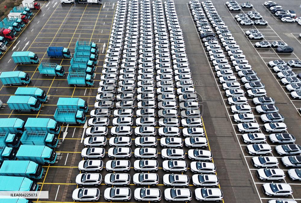 The United States Imposes Tariffs on All Imported Vehicles