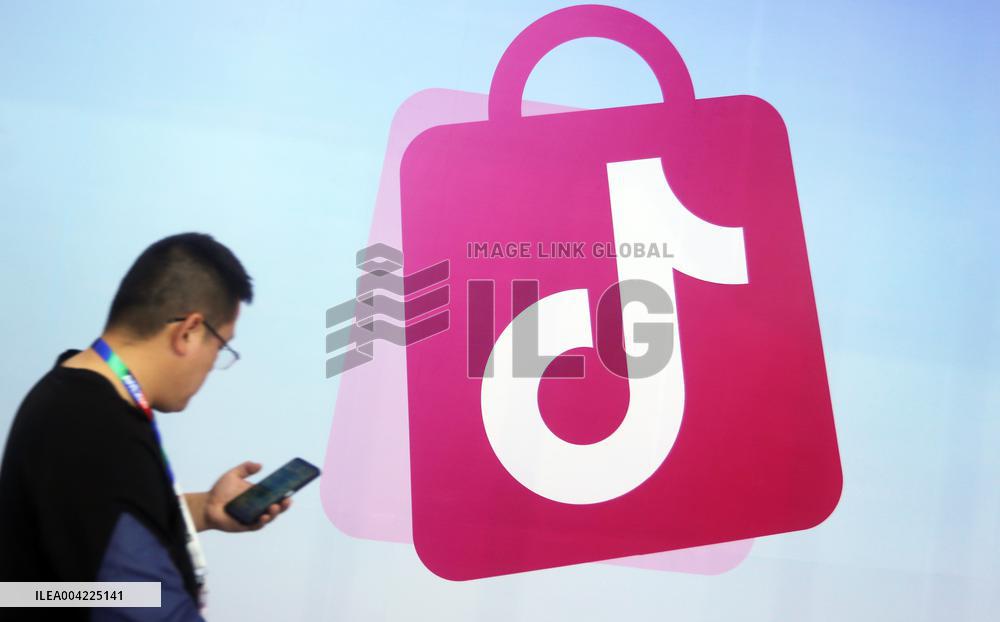 Zhang Yiming Become China Richest Man