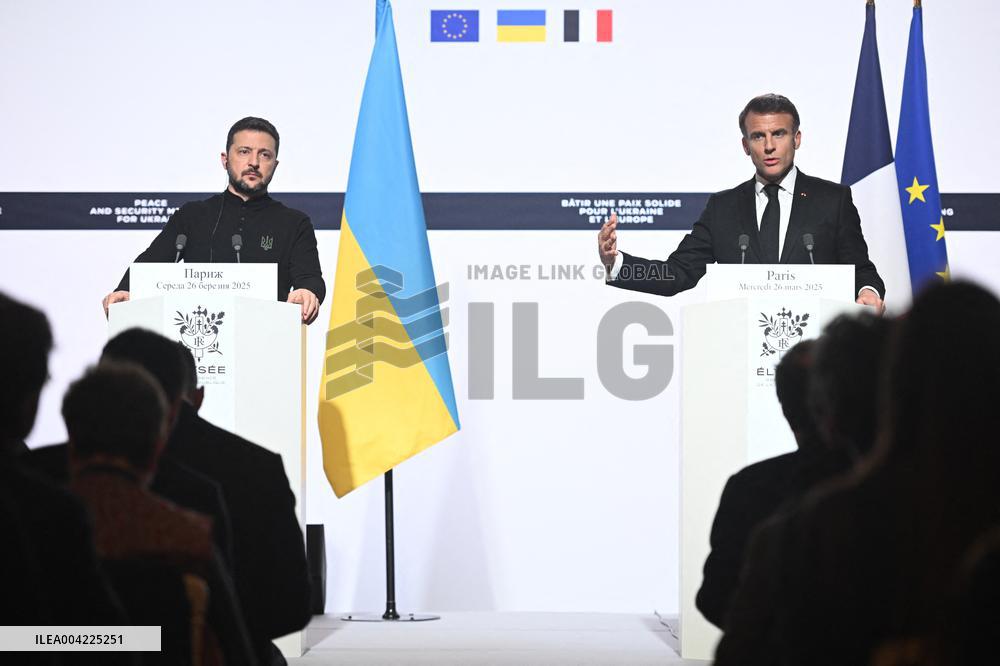President Zelensky And President Macron Joint Press Conference - Paris