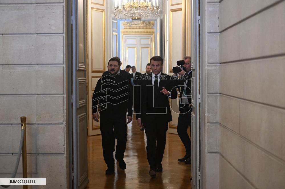 President Zelensky And President Macron Joint Press Conference - Paris