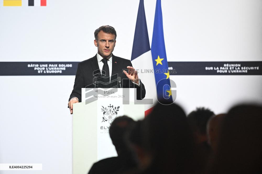 President Zelensky And President Macron Joint Press Conference - Paris