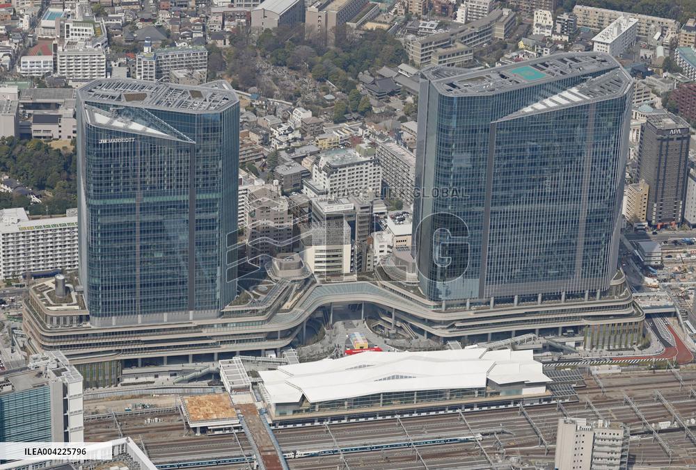 JR East opens "Takanawa Gateway City" complex in Tokyo