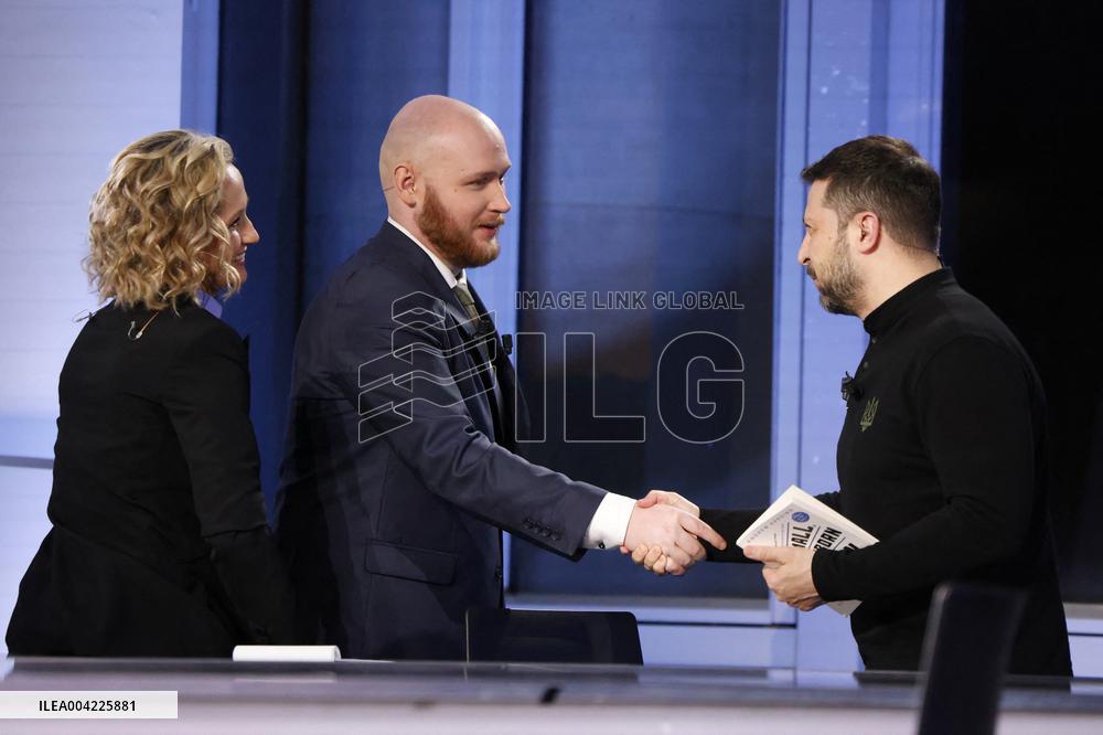 President Zelensky Interviewed by European Broadcasting Union's Medias - Paris