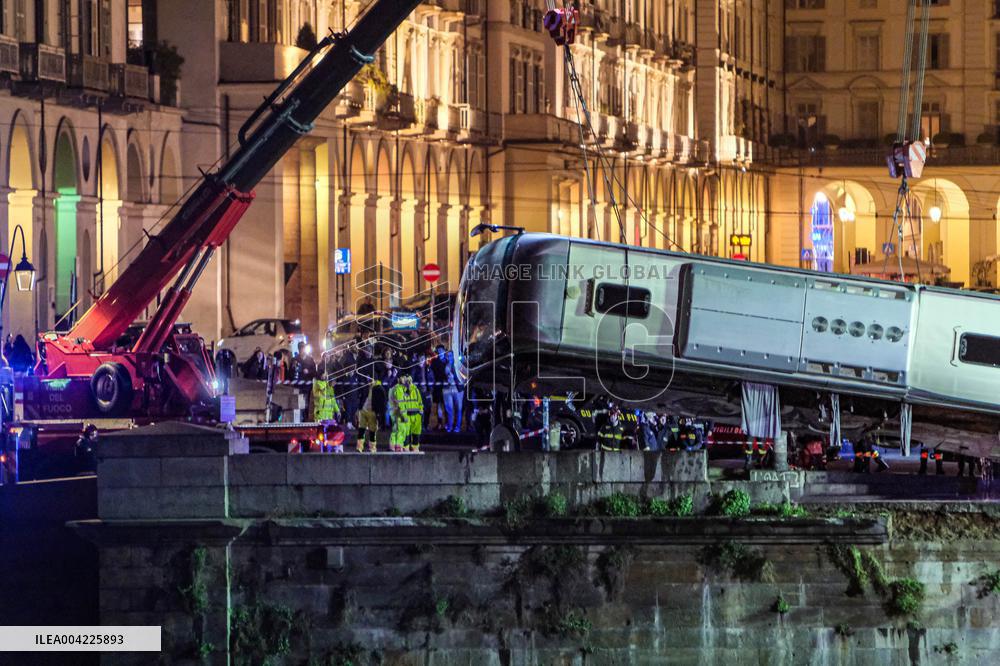 Tourist Bus Crashes Into River - Turin