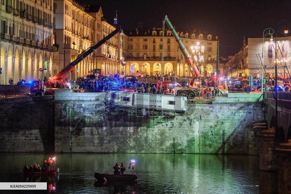 Tourist Bus Crashes Into River - Turin