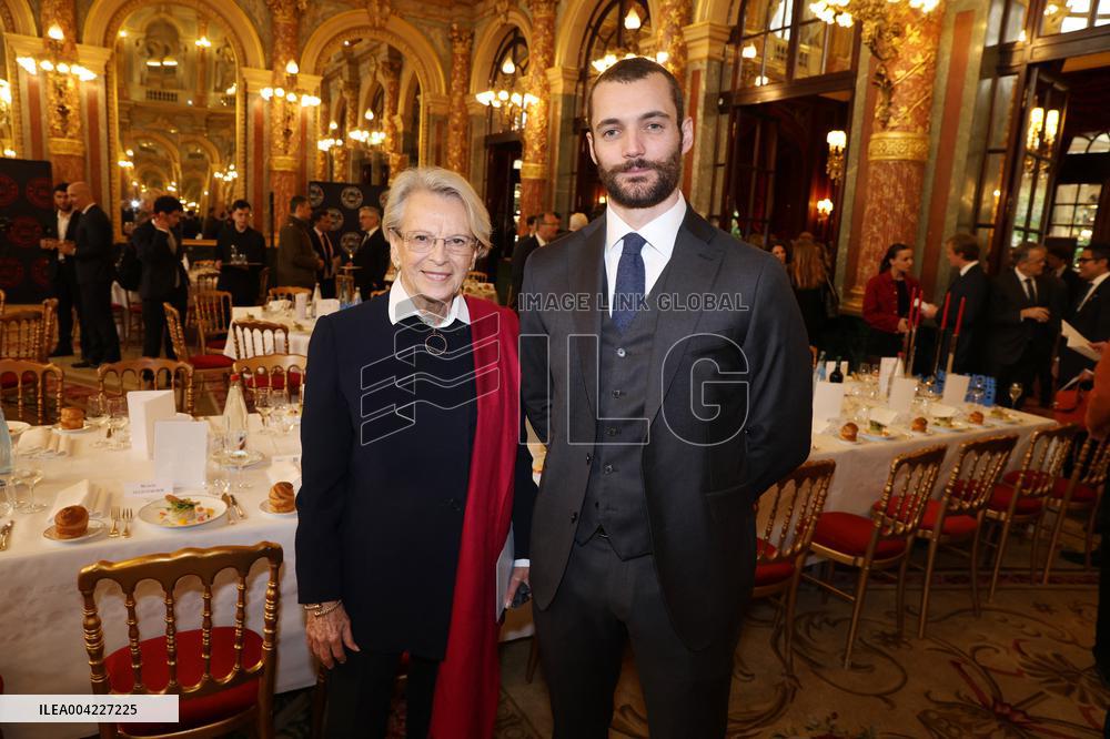 Exclusive - Chinese Business Club Lunch - Paris
