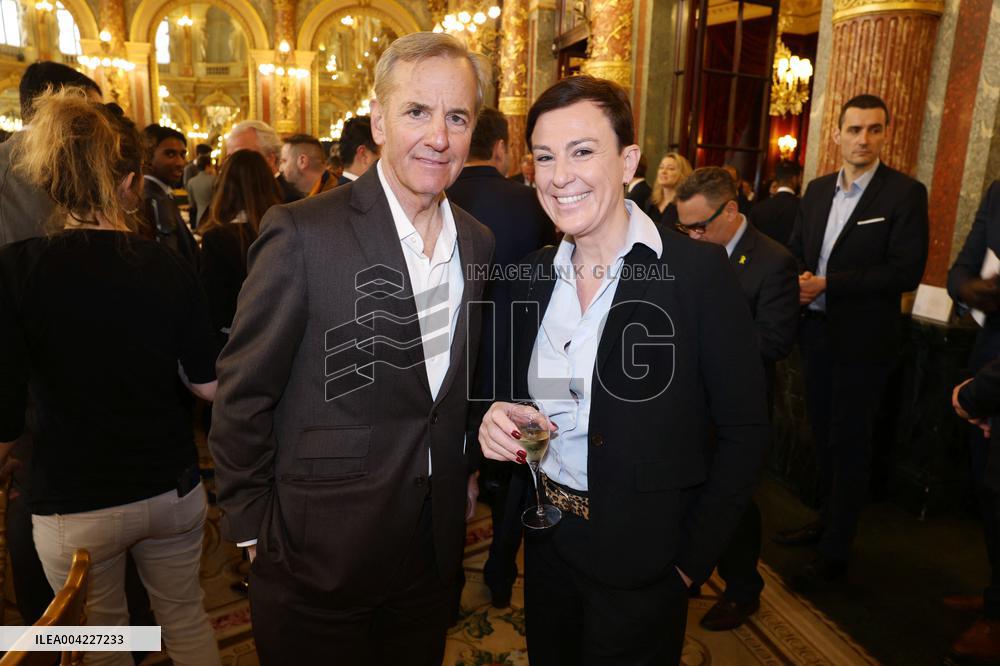 Exclusive - Chinese Business Club Lunch - Paris