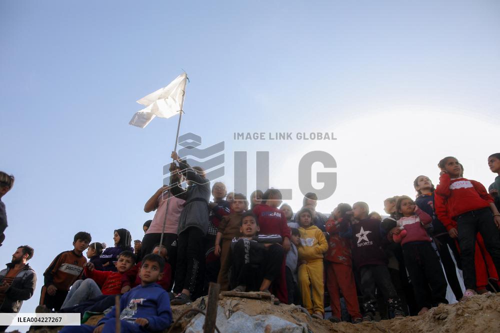 Gaza Protests Demand Hamas Exit - Palestine