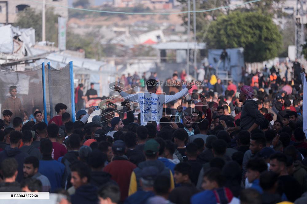 Gaza Protests Demand Hamas Exit - Palestine