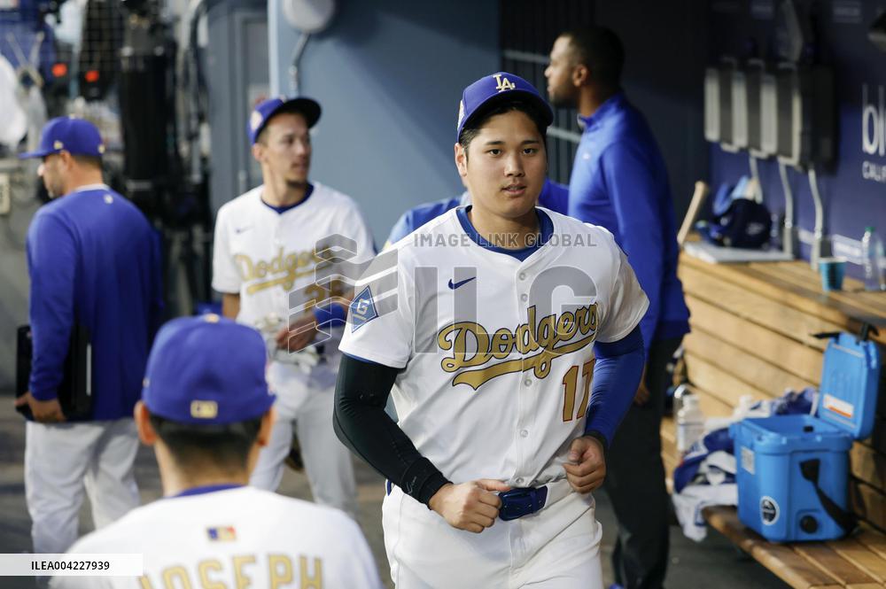 Baseball: Tigers vs. Dodgers