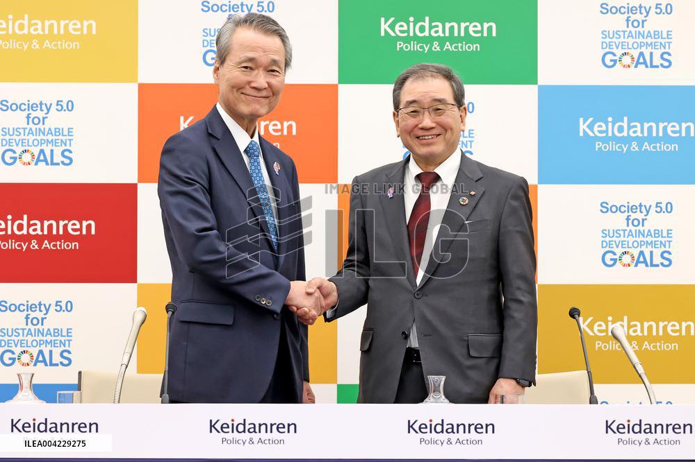 Keidanren Chairman Masakazu Tokura and President-elect Yoshinobu Tsutsui press conference
