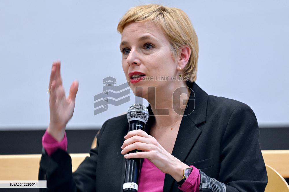 Clementine Autain Portrait