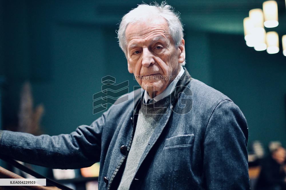 Director Konstantinos Gavras Costa-Gavras