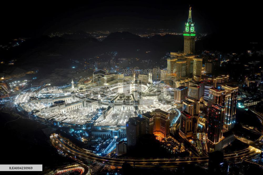 Great Mosque Ramadan Illustrations - Mecca