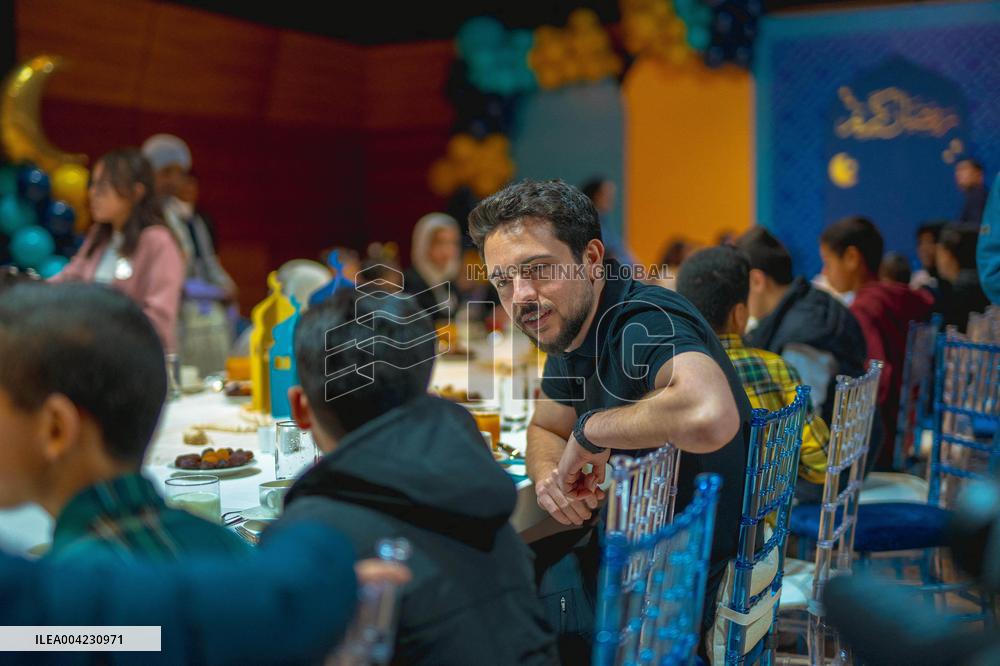 Prince Al Hussein And Wife Host Iftar For Orphans - Jordan