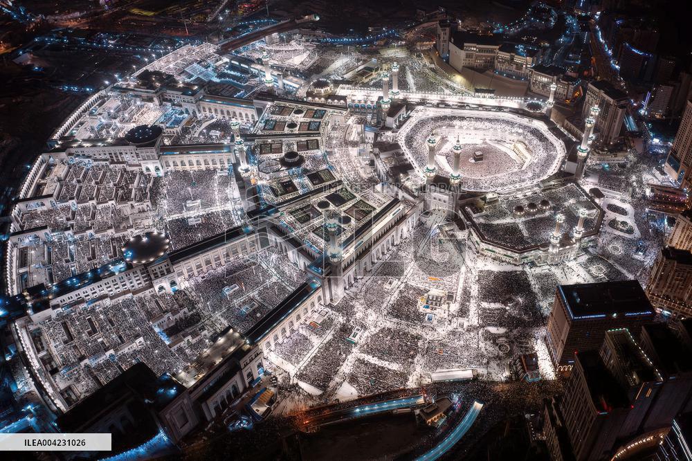 Great Mosque Ramadan Illustrations - Mecca