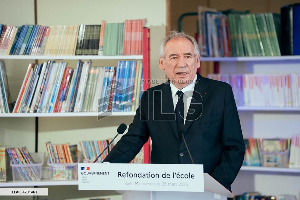 French PM during a Press Conference - Paris AJ