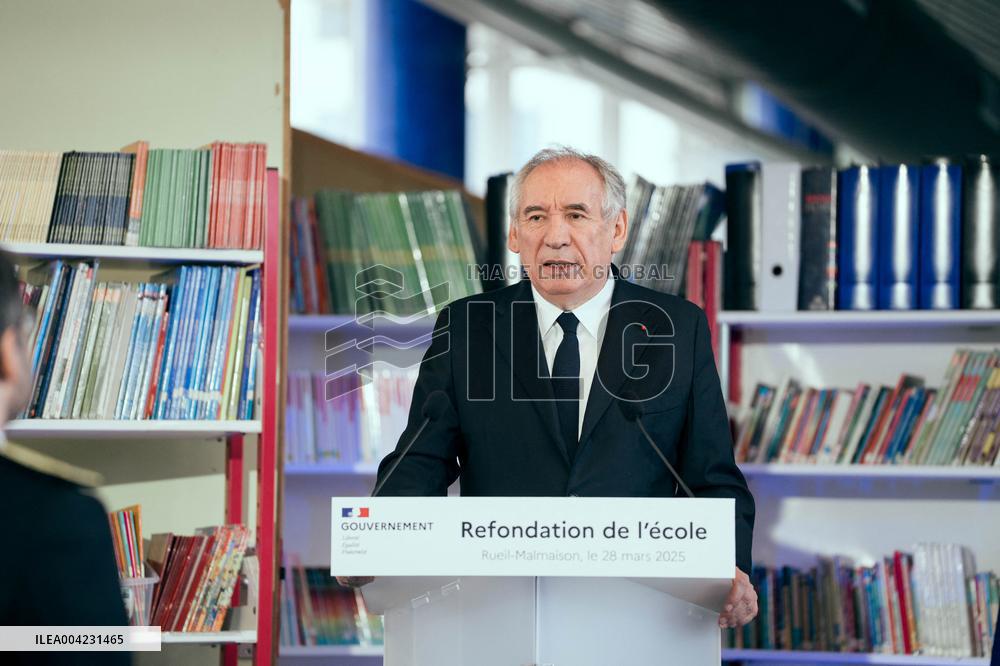 French PM during a Press Conference - Paris AJ