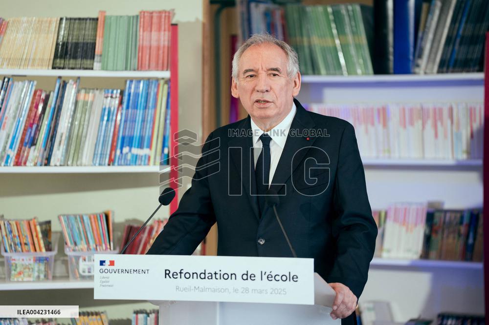French PM during a Press Conference - Paris AJ