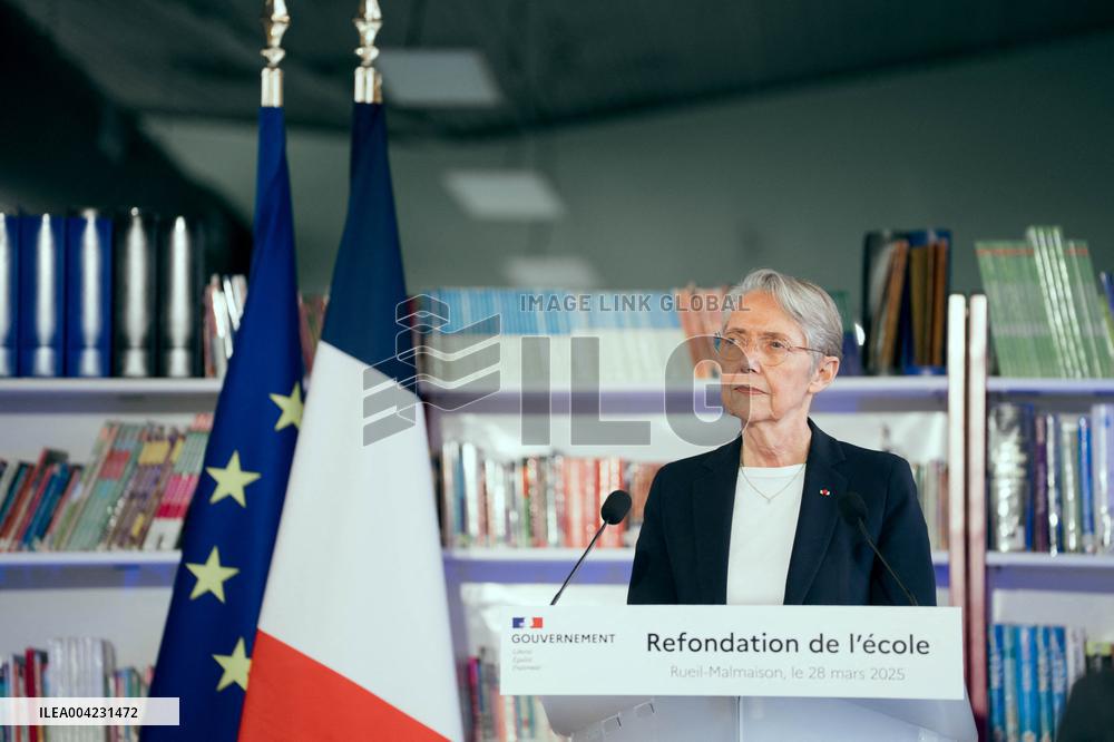 French PM during a Press Conference - Paris AJ