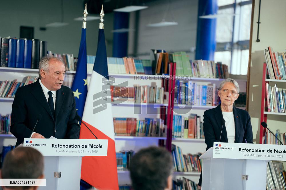 French PM during a Press Conference - Paris AJ