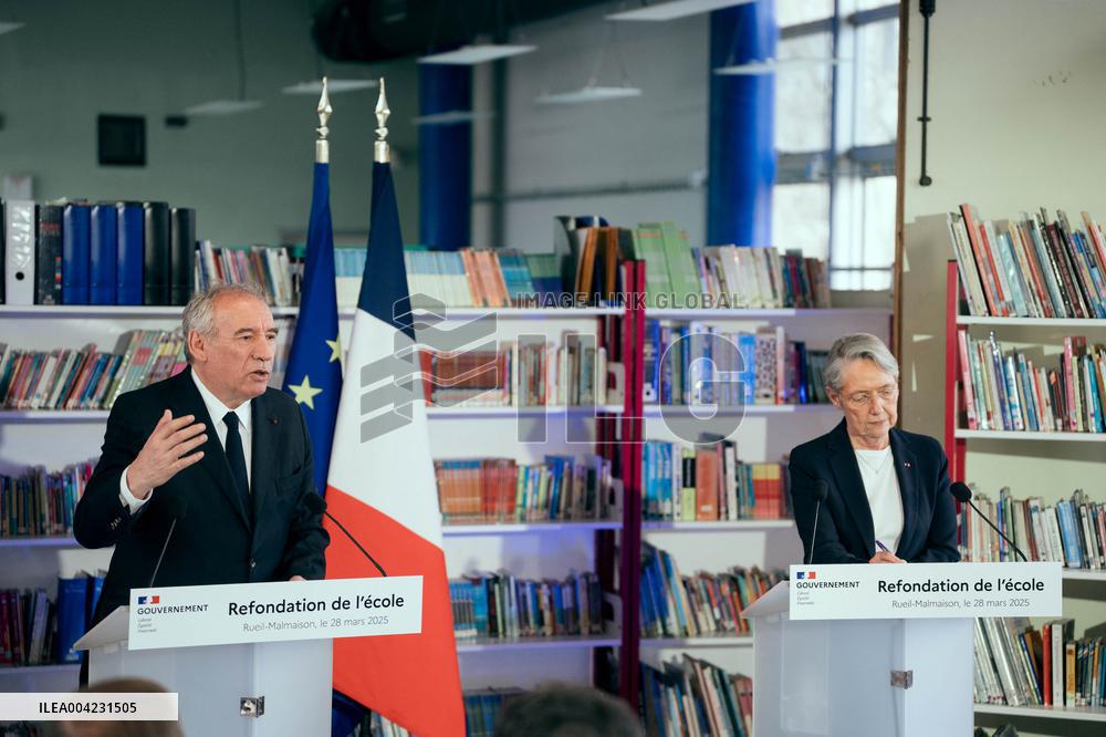 French PM during a Press Conference - Paris AJ