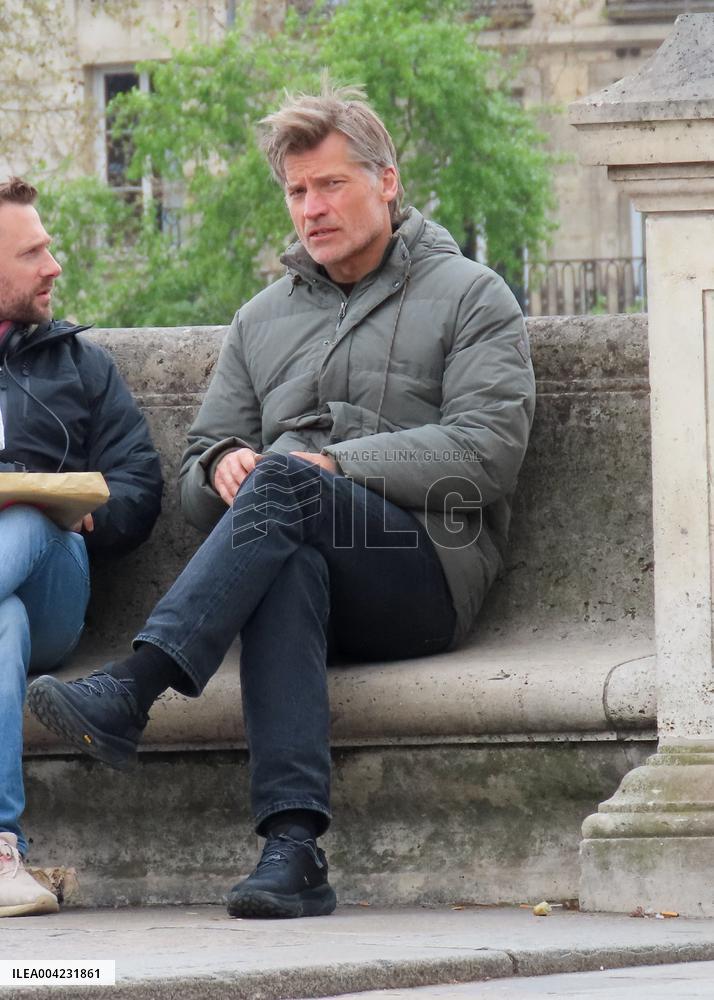 Jennifer Garner And Nikolaj Coster-Waldau On Set Of The Last Thing He Told Me - Paris