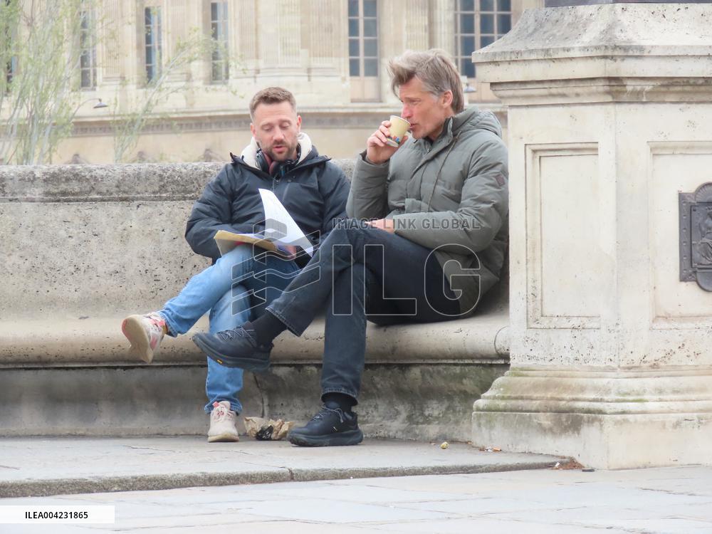 Jennifer Garner And Nikolaj Coster-Waldau On Set Of The Last Thing He Told Me - Paris