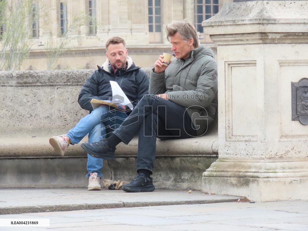 Jennifer Garner And Nikolaj Coster-Waldau On Set Of The Last Thing He Told Me - Paris