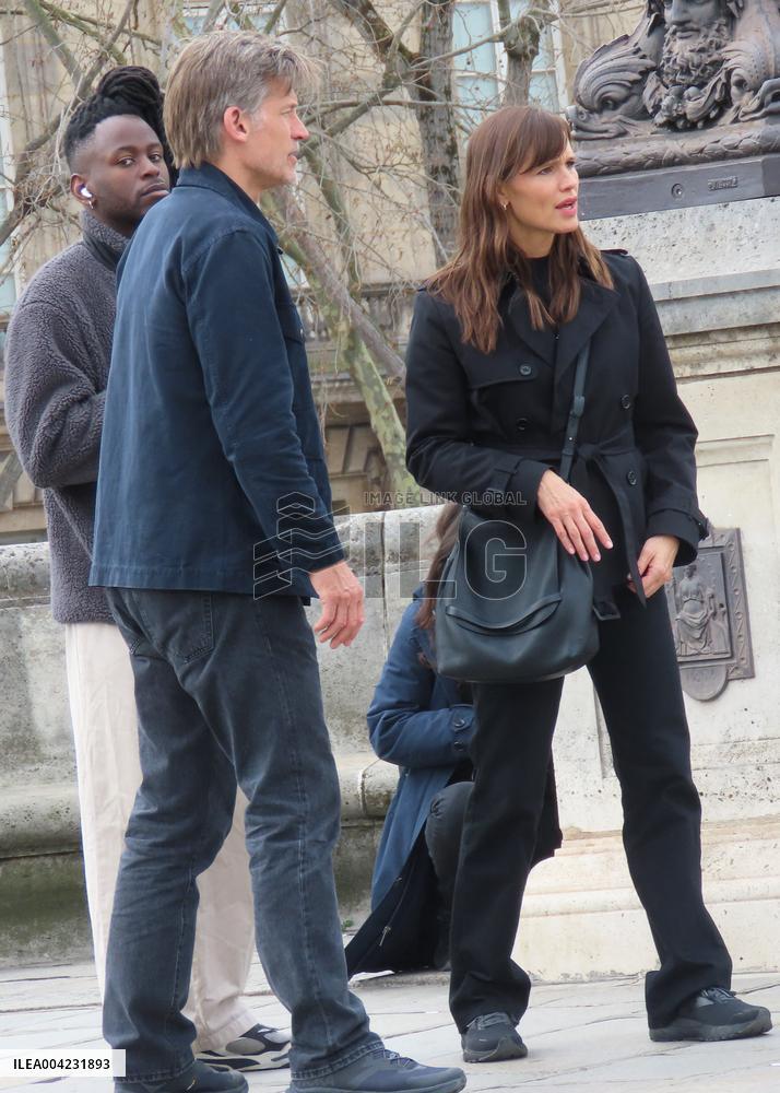 Jennifer Garner And Nikolaj Coster-Waldau On Set Of The Last Thing He Told Me - Paris