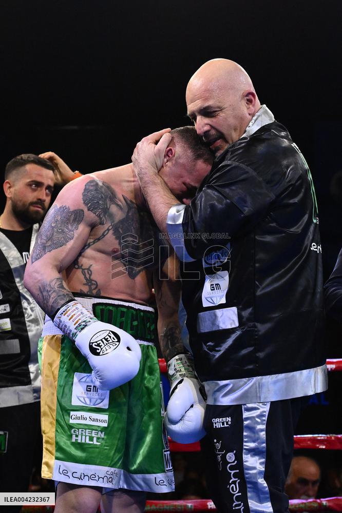 CONTATTO - Boxe - Mondiale Silver WBC Feather Weight - Magnesi vs El Handri