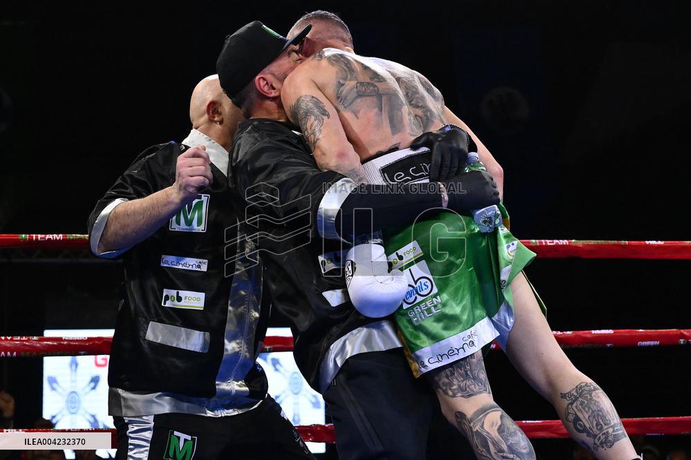 CONTATTO - Boxe - Mondiale Silver WBC Feather Weight - Magnesi vs El Handri