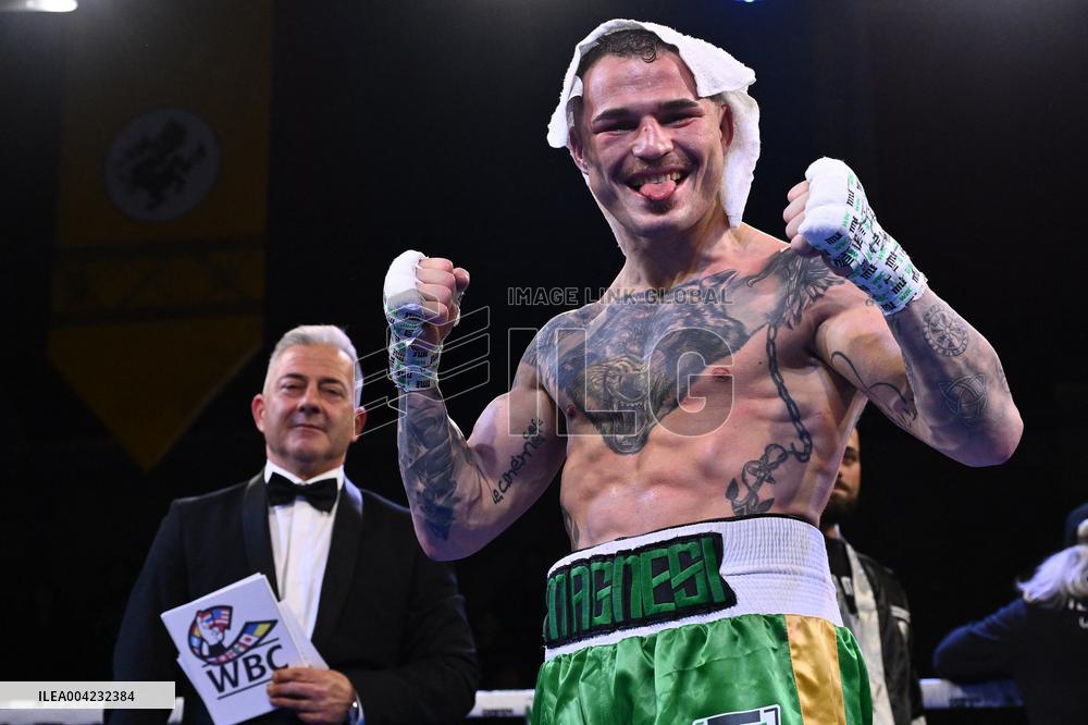 CONTATTO - Boxe - Mondiale Silver WBC Feather Weight - Magnesi vs El Handri