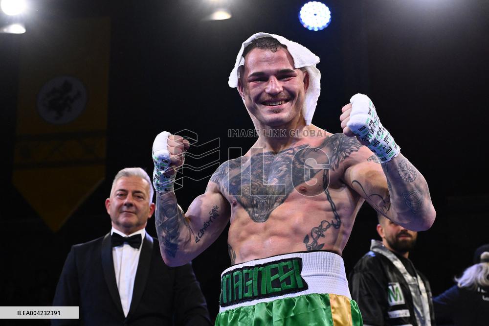 CONTATTO - Boxe - Mondiale Silver WBC Feather Weight - Magnesi vs El Handri