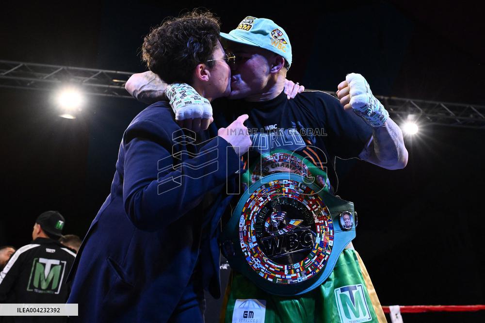 CONTATTO - Boxe - Mondiale Silver WBC Feather Weight - Magnesi vs El Handri
