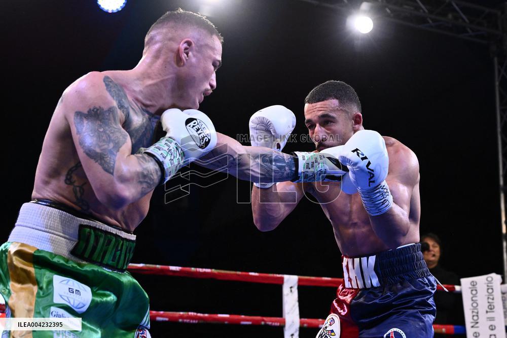 CONTATTO - Boxe - Mondiale Silver WBC Feather Weight - Magnesi vs El Handri