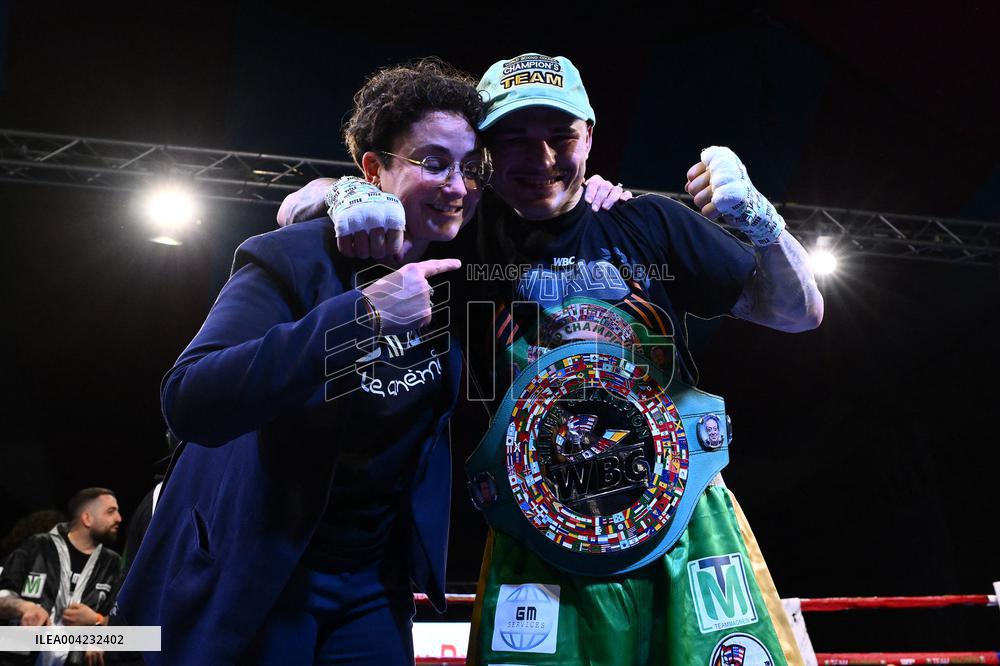 CONTATTO - Boxe - Mondiale Silver WBC Feather Weight - Magnesi vs El Handri