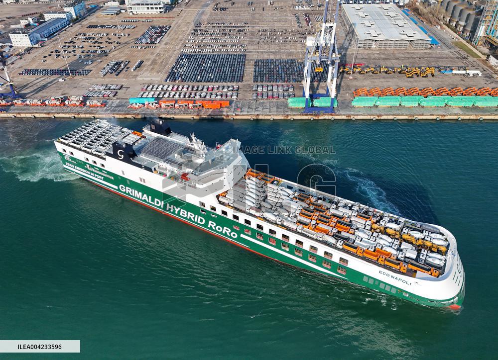 World's Largest Environmentally Friendly Short-haul RO-ro Ship First Load Operation