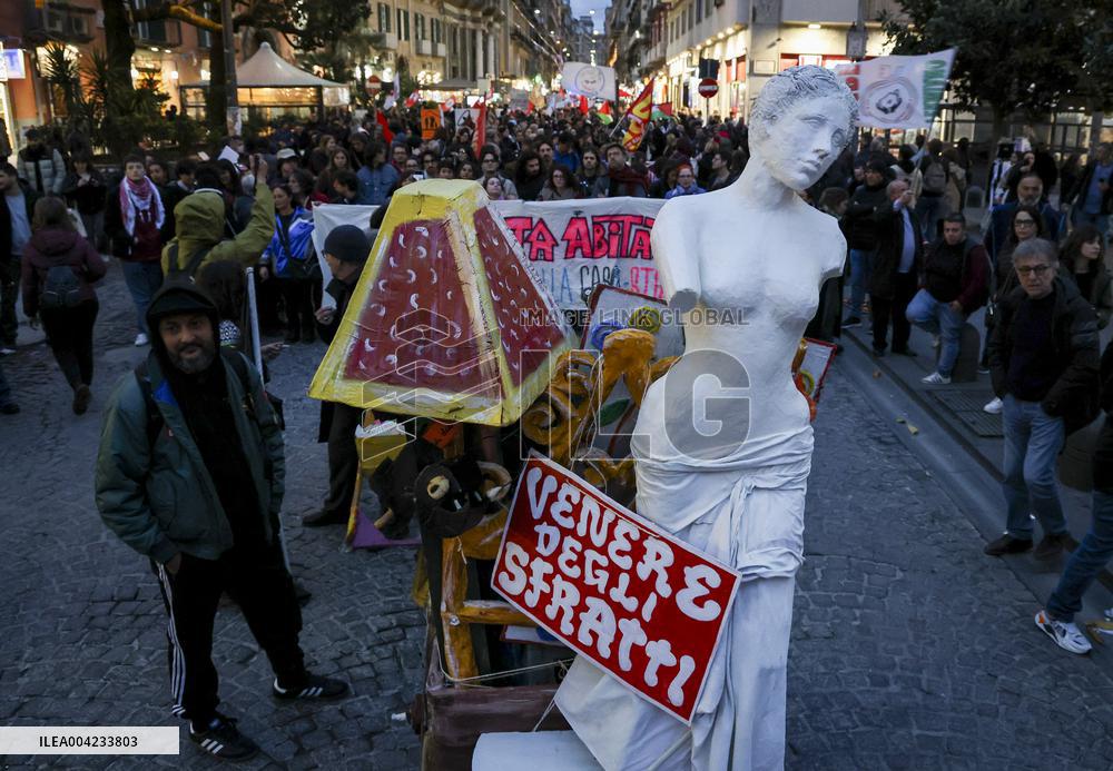 Demonstration Against Overtourism - Naples