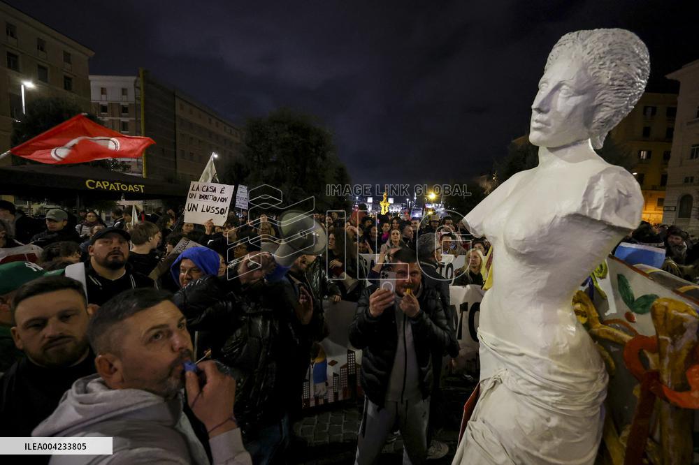 Demonstration Against Overtourism - Naples