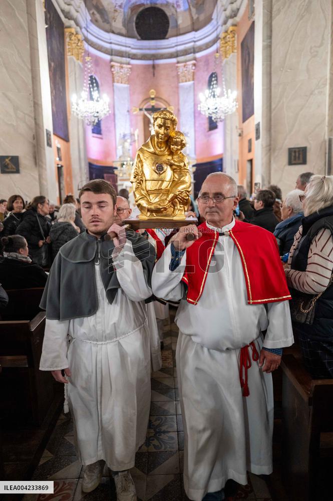 Pilgrimage Of The Relics Of Saint Anthony - Calvi