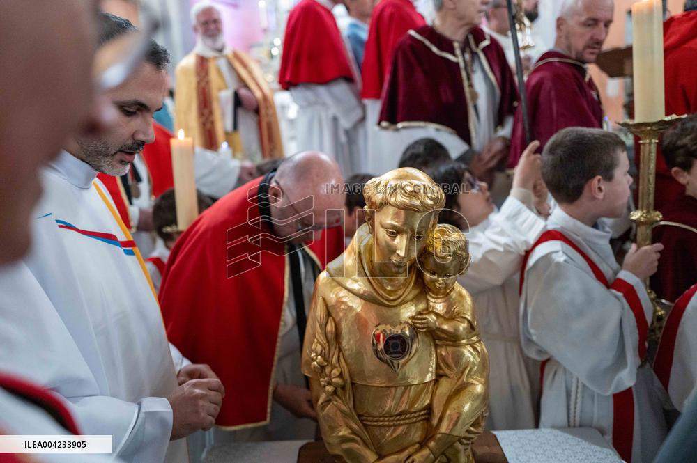 Pilgrimage Of The Relics Of Saint Anthony - Calvi