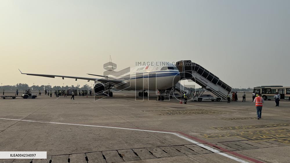 Chinese Rescue Teams Depart For Myanmar