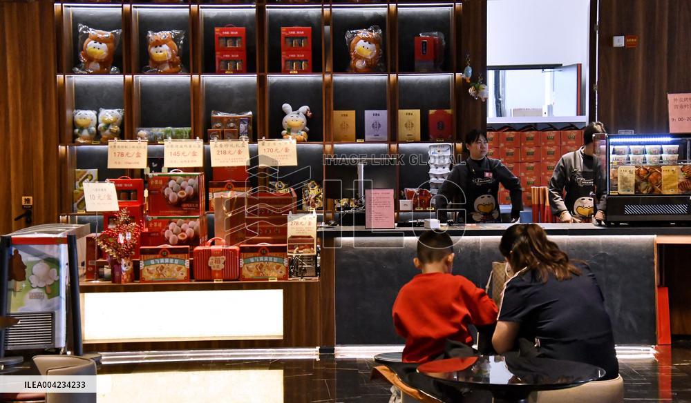 Preserving Tradition And Innovating Duck Culture - Bejing