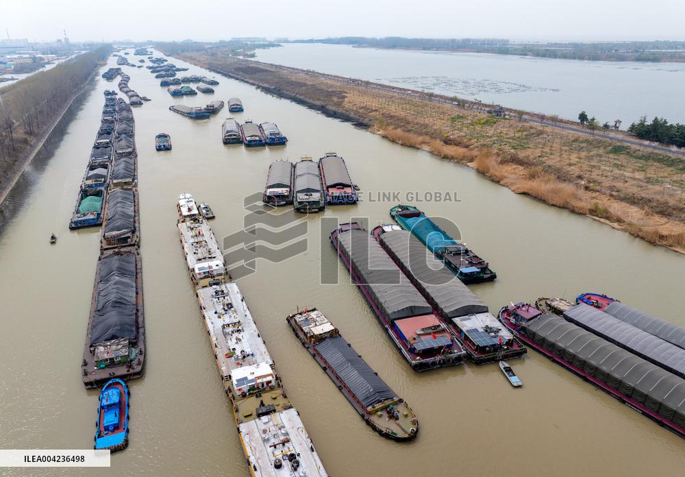 Subei Irrigation Canal Water Transport