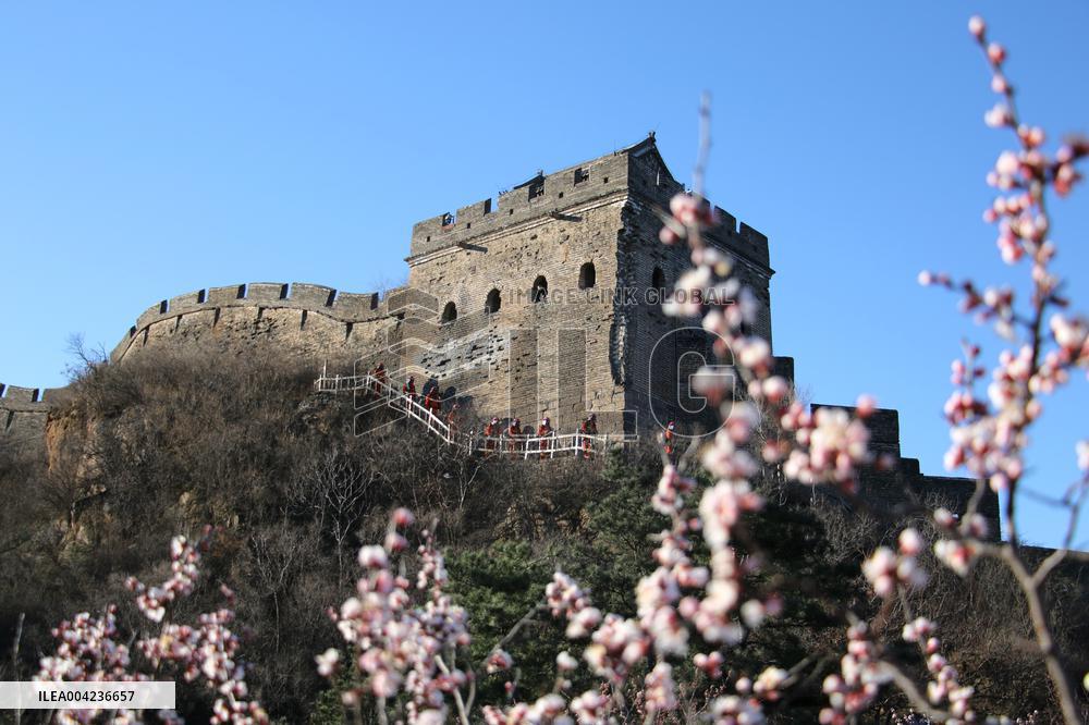 Firefighters Patrol Jinshanling Great Wall Scenic Area in  Cheng