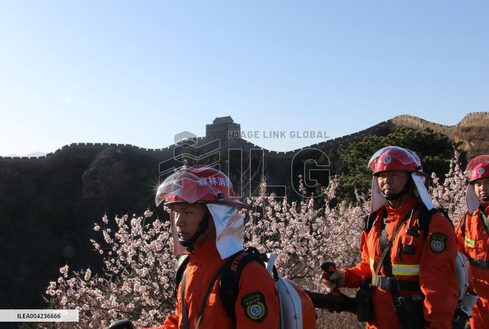 Firefighters Patrol Jinshanling Great Wall Scenic Area in  Cheng
