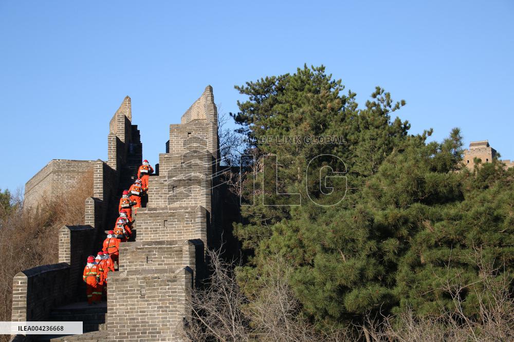 Firefighters Patrol Jinshanling Great Wall Scenic Area in  Cheng