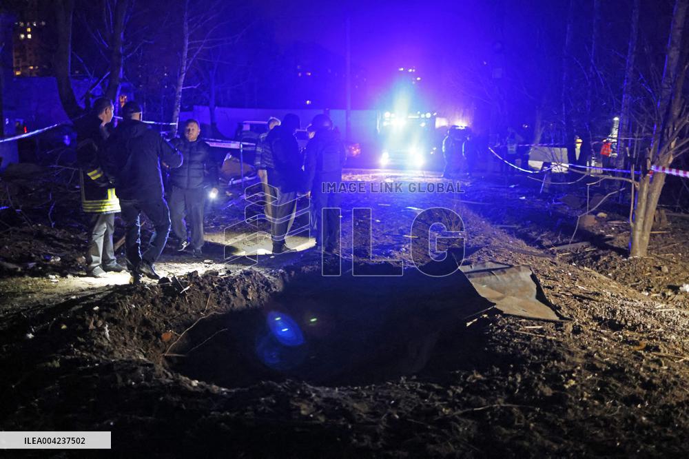 Russian troops hit military hospital in Kharkiv